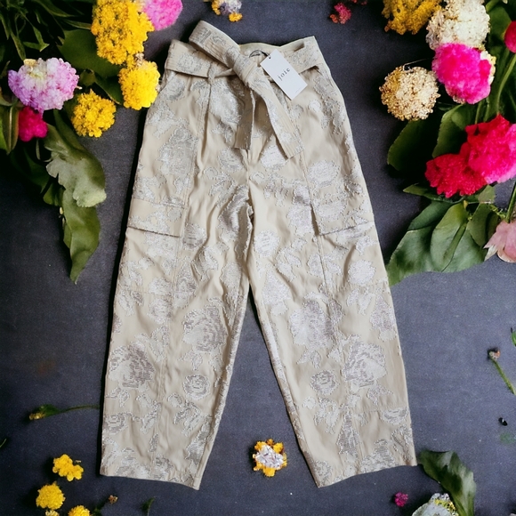 JOIE Floral Brocade Belted Cargo Crop Pants - Picture 3 of 10